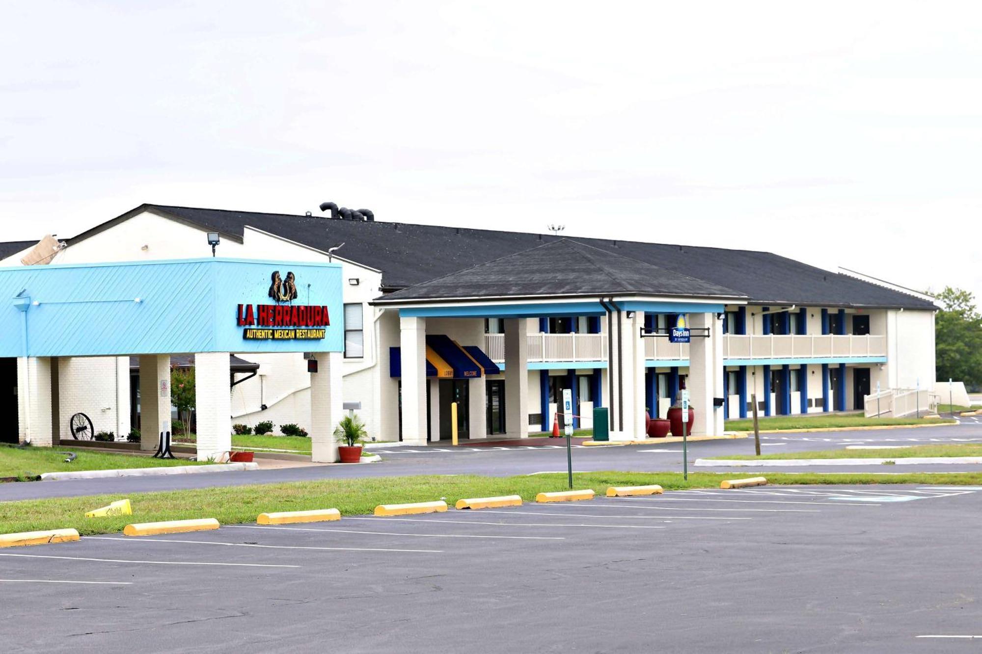 Days Inn By Wyndham Kings Dominion Doswell Exterior foto